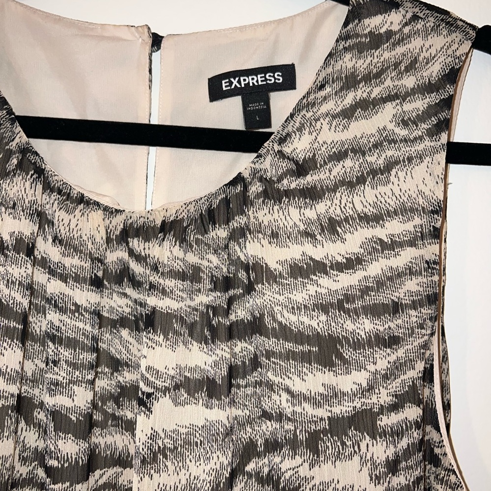 Express Zebra Print Mini Dress w/belt - Picture 4 of 7